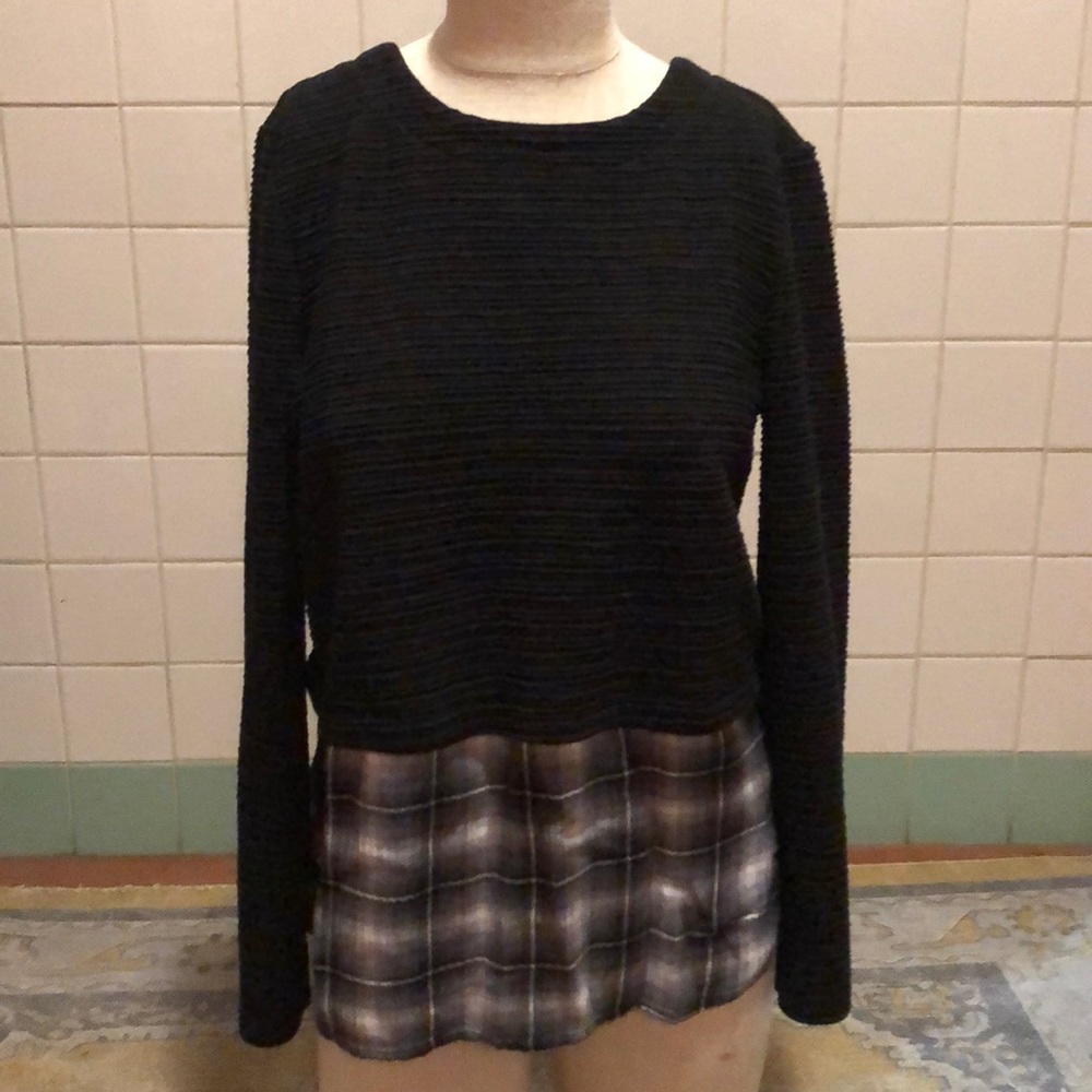 Romeo & Juliet Sweater